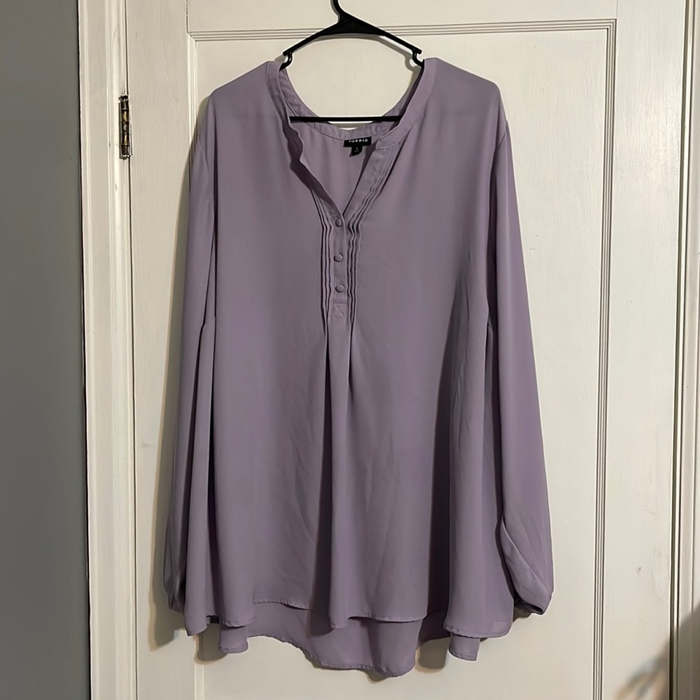 Light purple long sleeve blouse from Torrid.  Size 5